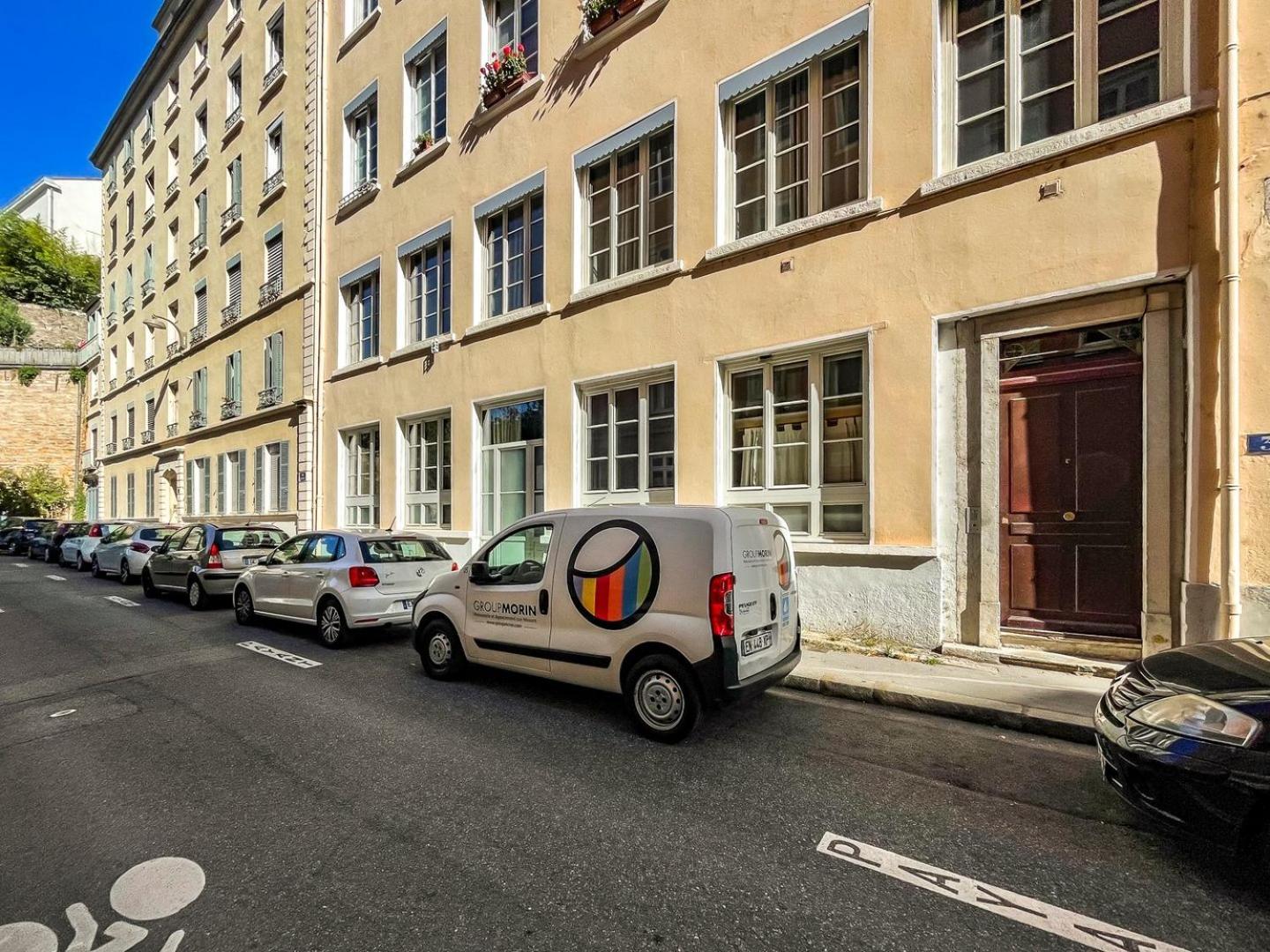 Le Duplex Des Pentes Ail Apartment Lyon Luaran gambar