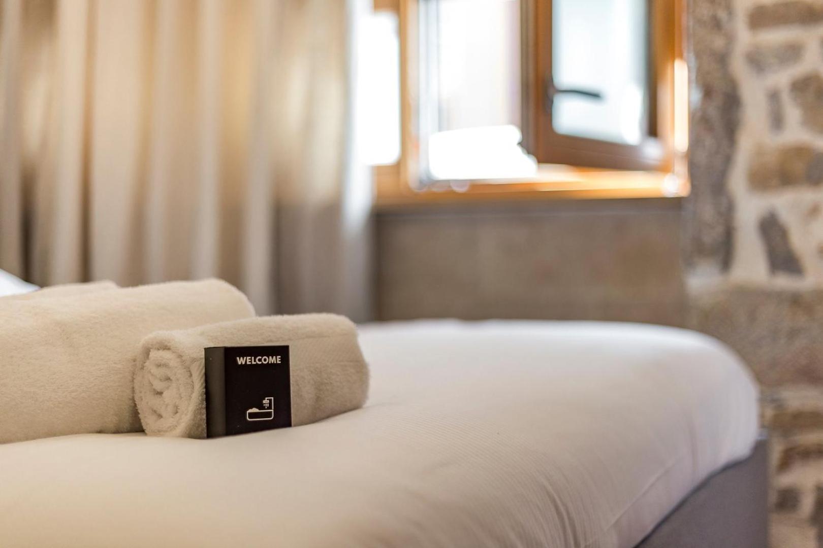 Le Duplex Des Pentes Ail Apartment Lyon Luaran gambar