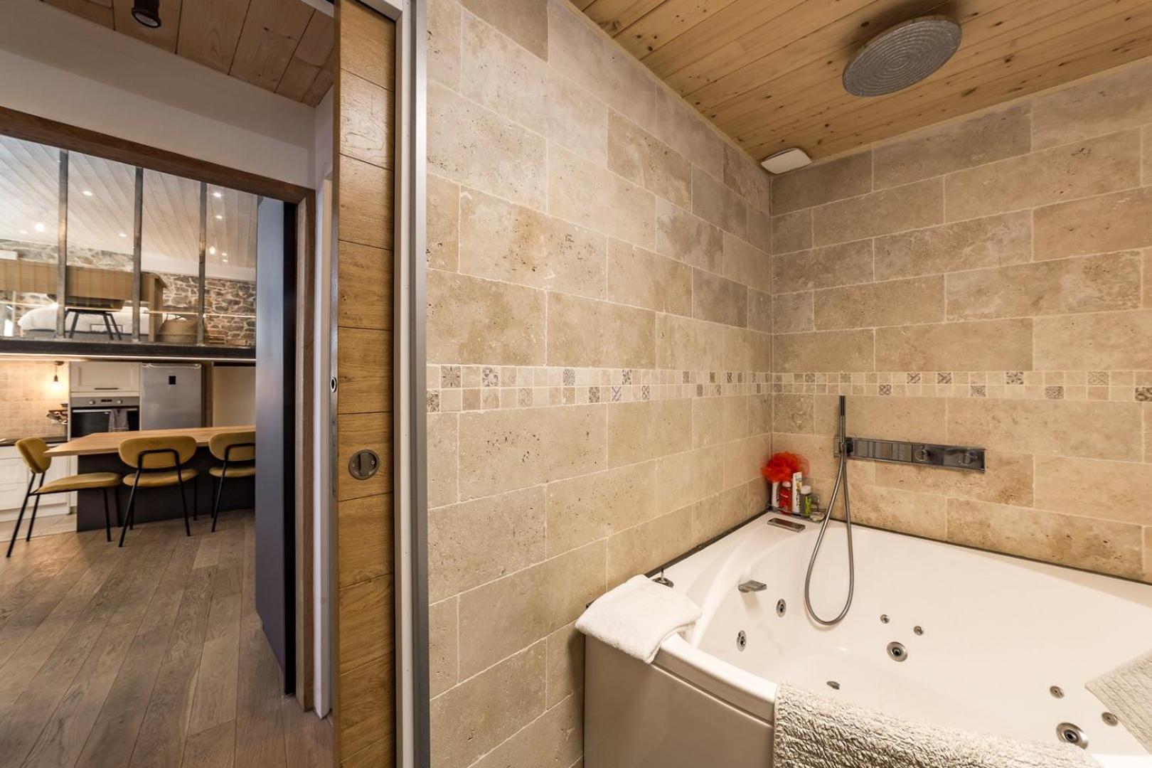 Le Duplex Des Pentes Ail Apartment Lyon Luaran gambar
